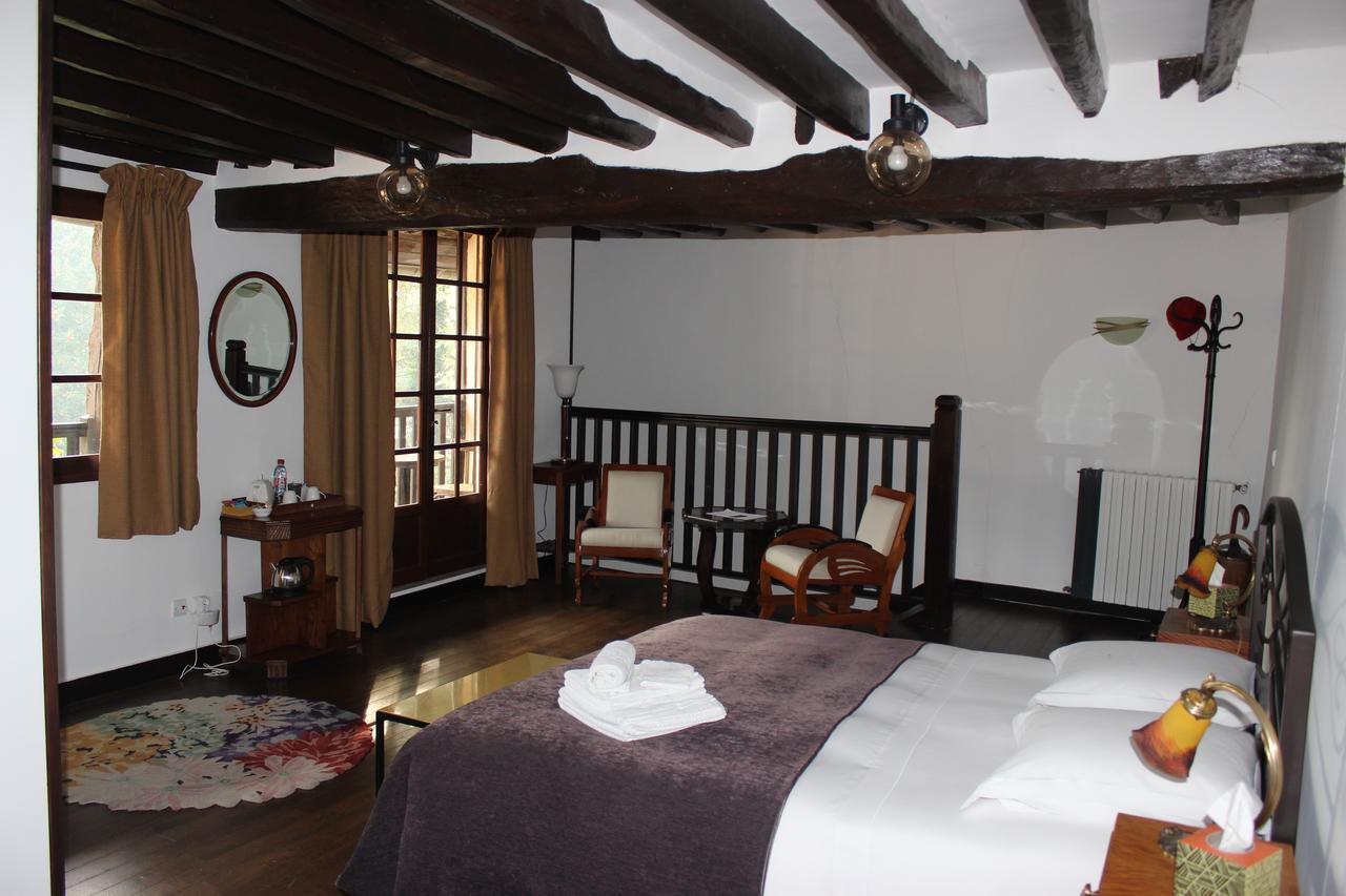 Le Clos Dormont Saint-Étienne-sous-Bailleul Exteriör bild