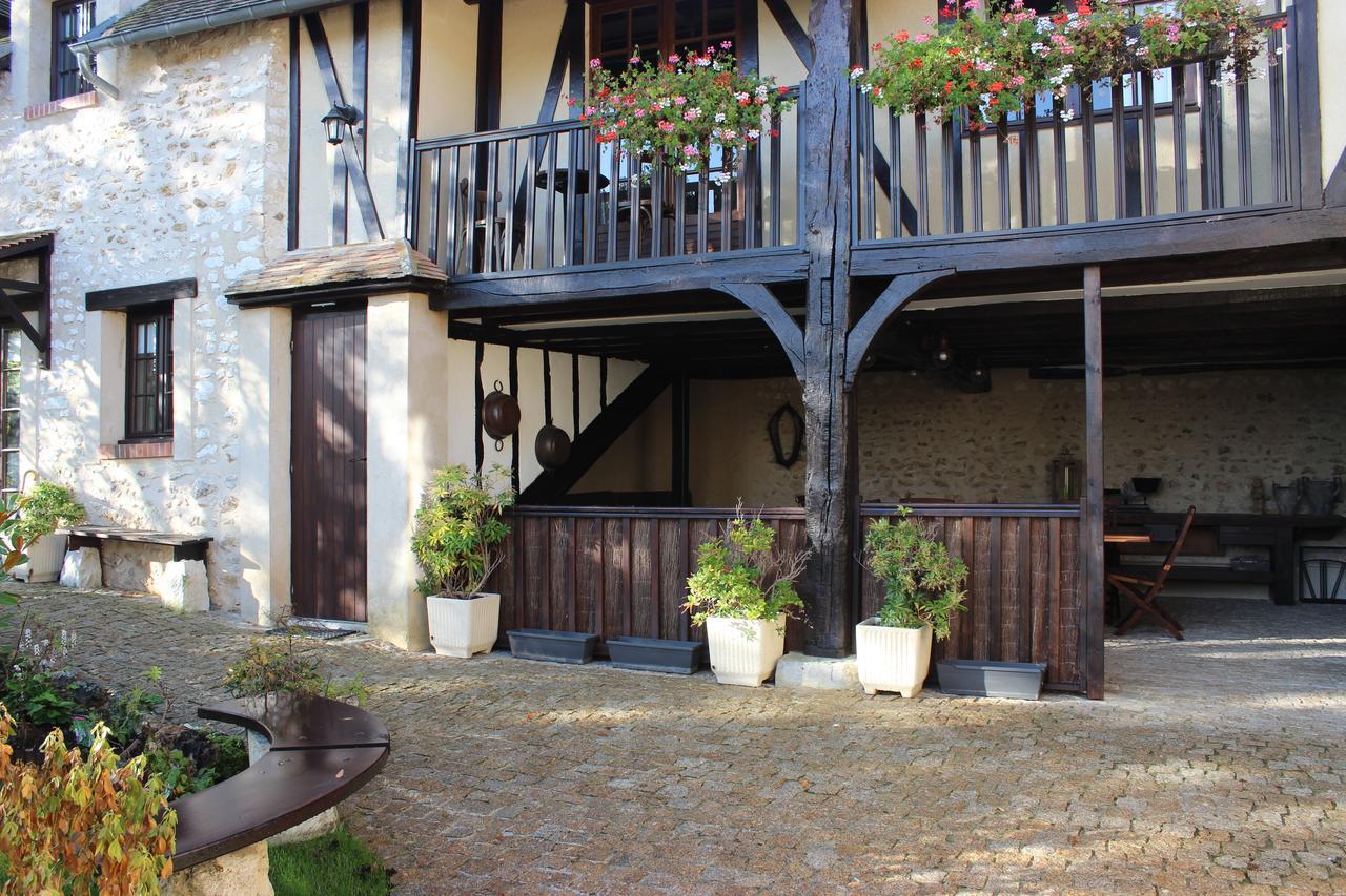 Le Clos Dormont Saint-Étienne-sous-Bailleul Exteriör bild