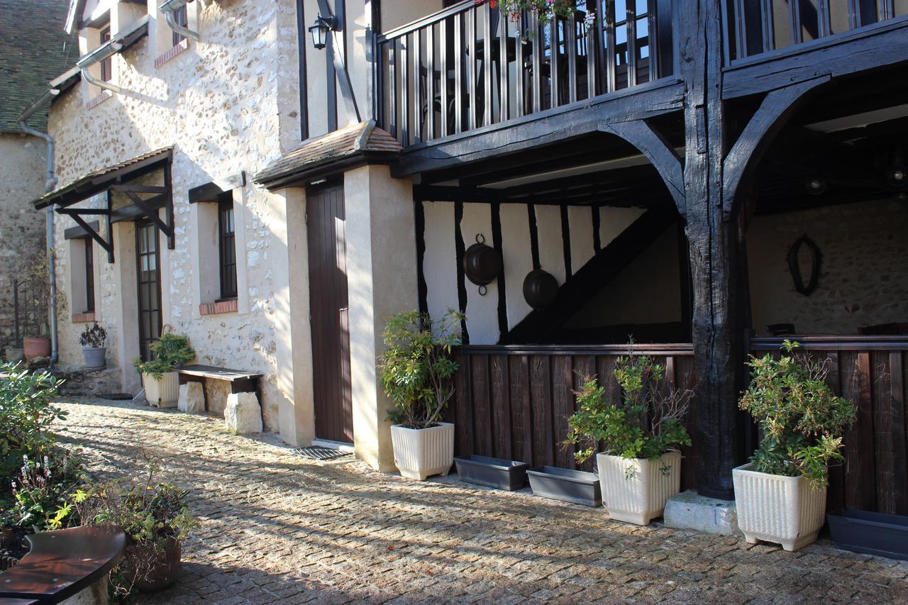 Le Clos Dormont Saint-Étienne-sous-Bailleul Exteriör bild